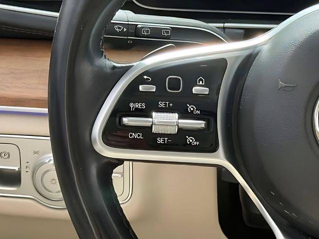 Used 2022 Mercedes-Benz GLS 450 4MATIC image 10
