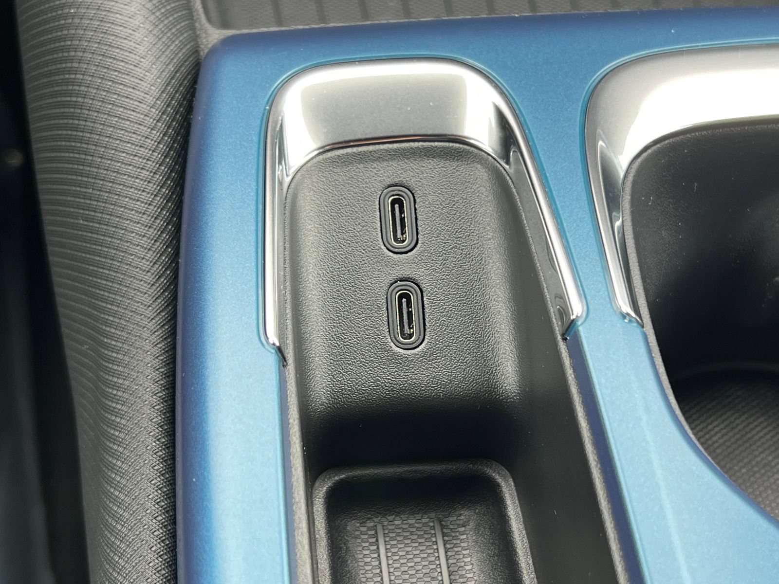 New 2026 Chevrolet Equinox EV LT FWD image 25