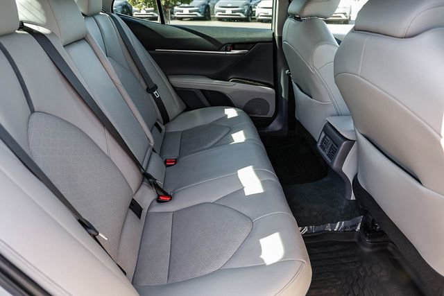 Used 2022 Toyota Camry XSE w/ Navigation Upgrade Package image 22