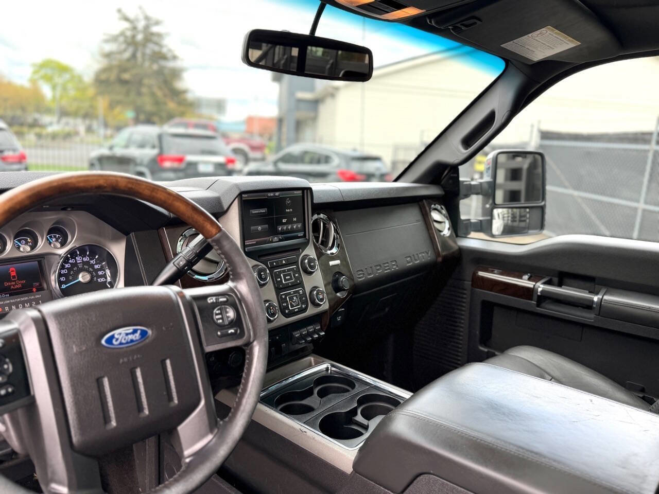 Used 2016 Ford F250 Platinum w/ FX4 Off-Road Package AWD/4WD image 10