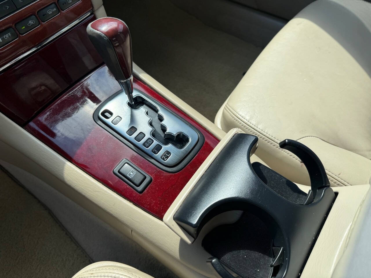 Used 2004 Lexus ES 330 FWD image 20