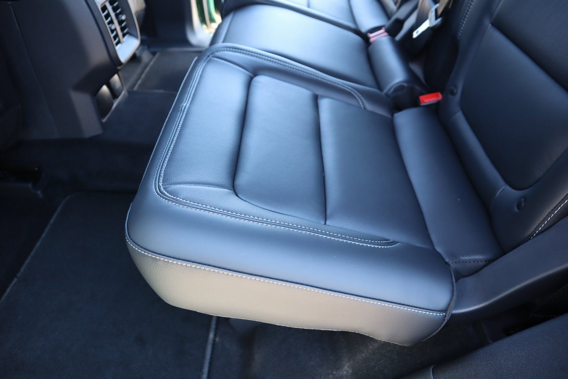 New 2025 Ford Bronco Outer Banks image 13