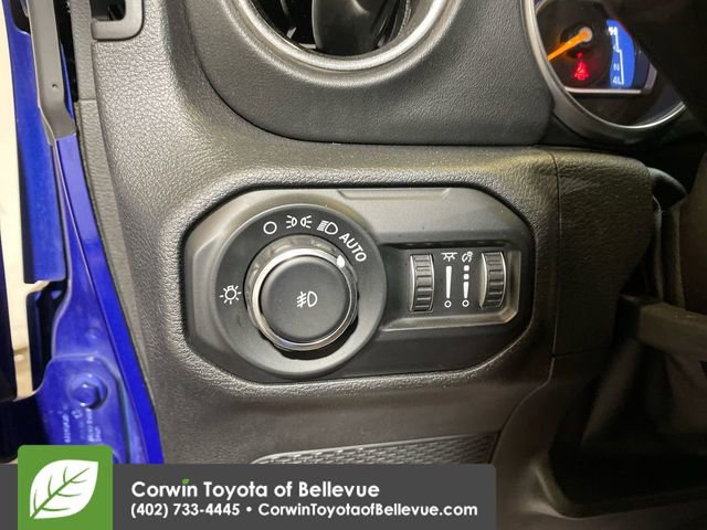 Used 2020 Jeep Wrangler Unlimited Sahara image 19