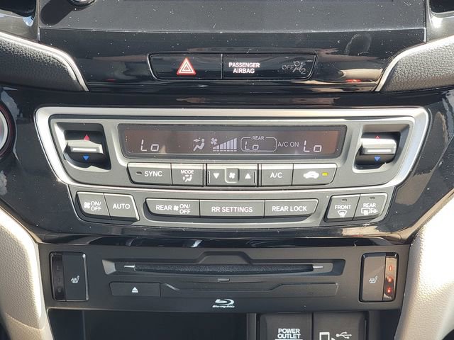 Used 2022 Honda Pilot Touring image 24