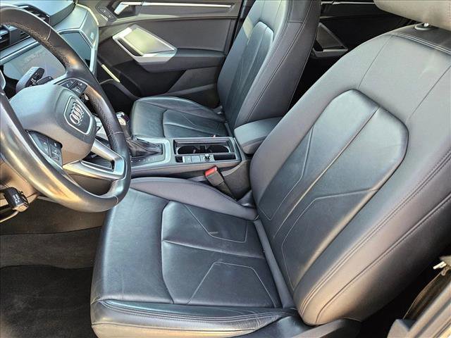 Used 2024 Audi Q3 2.0T Premium image 14