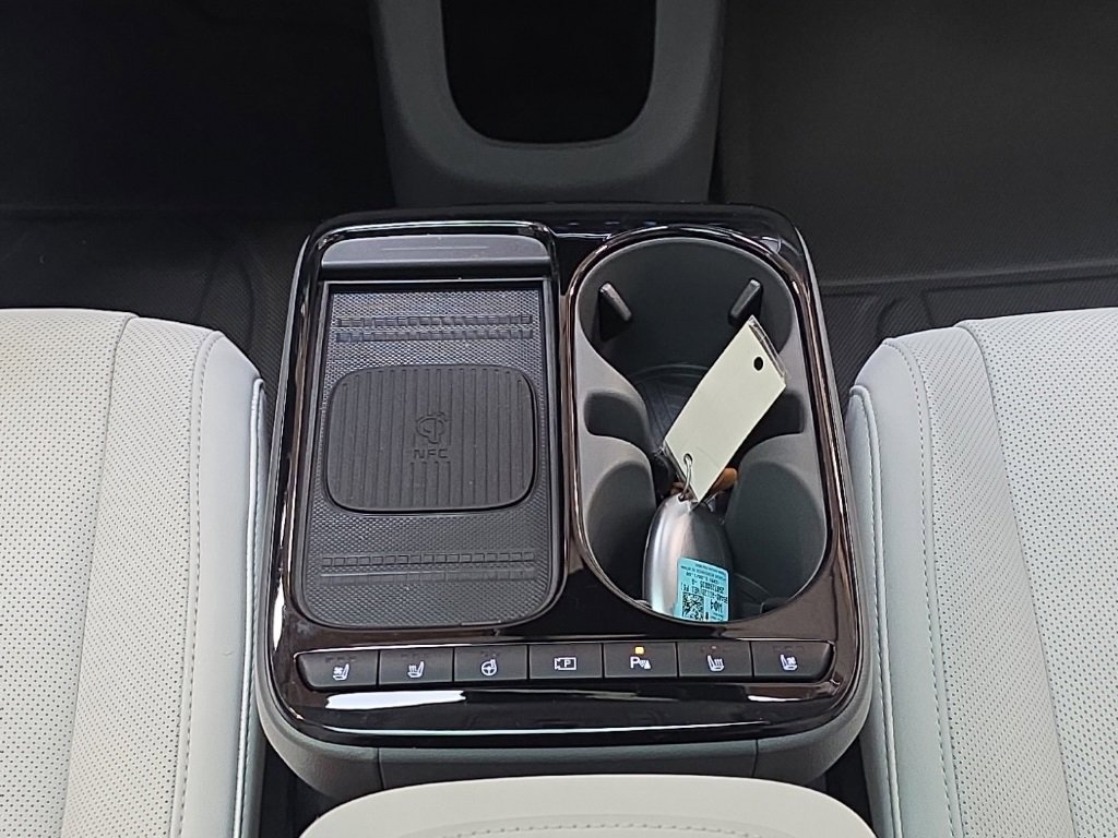 New 2026 Hyundai Ioniq 5 Limited image 24