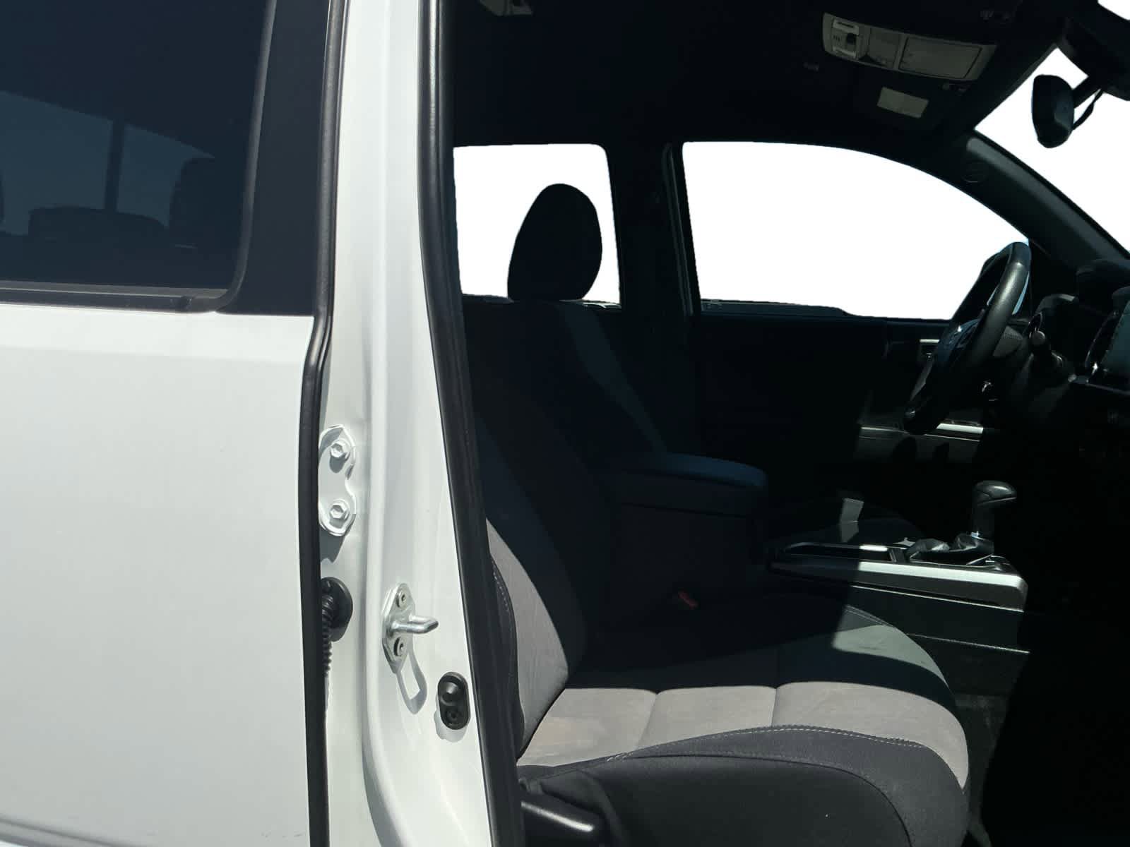 Used 2023 Toyota Tacoma TRD Sport AWD/4WD image 15