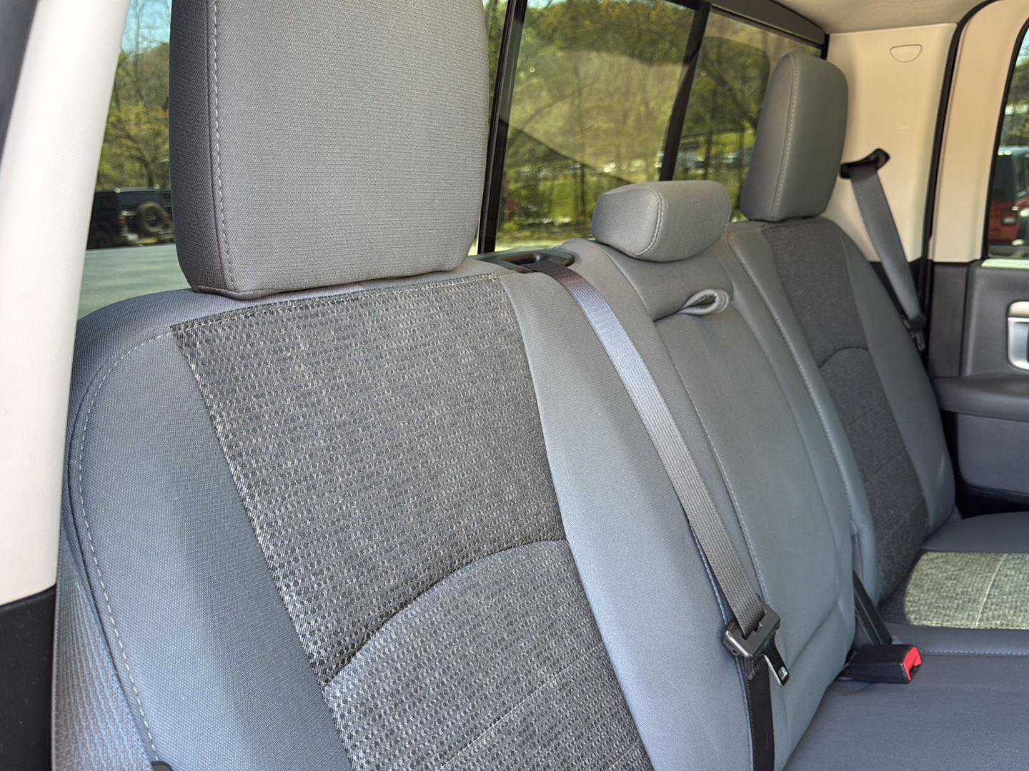 Used 2015 RAM 1500 Outdoorsman w/ Pittsburgh Penguins Edition AWD/4WD image 33