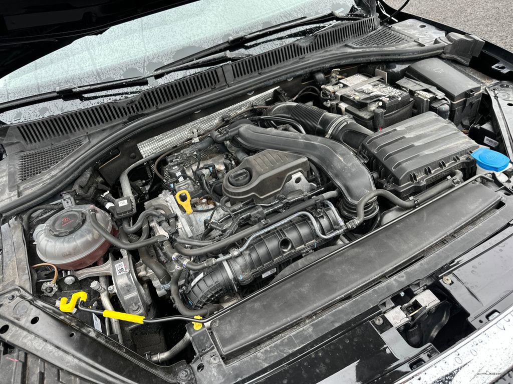 Used 2024 Volkswagen Jetta SE image 20