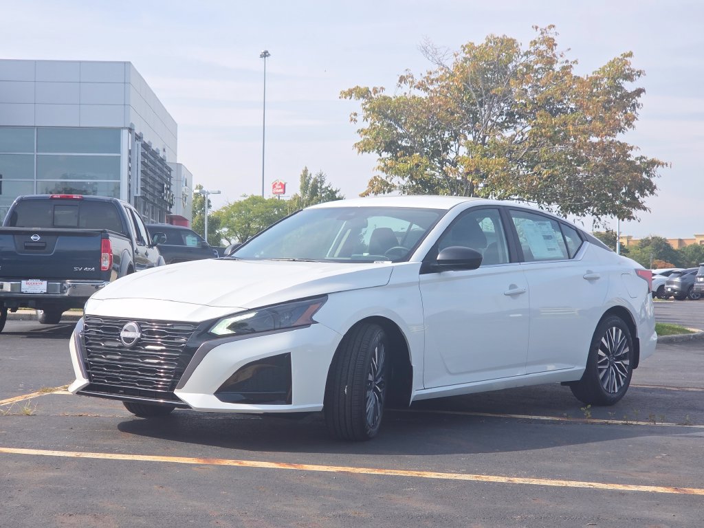 New 2026 Nissan Altima 2.5 SV FWD image 15
