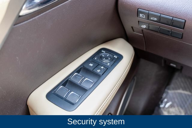 Used 2020 Lexus RX 350L Premium w/ Premium Package AWD/4WD image 29