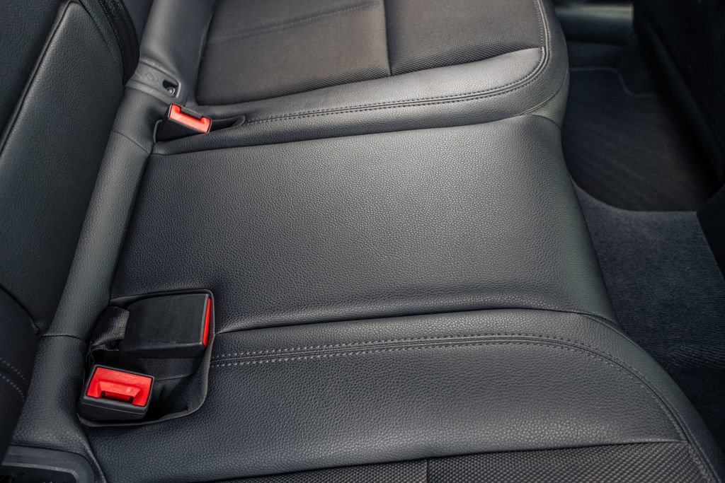 Used 2022 Porsche Macan image 42