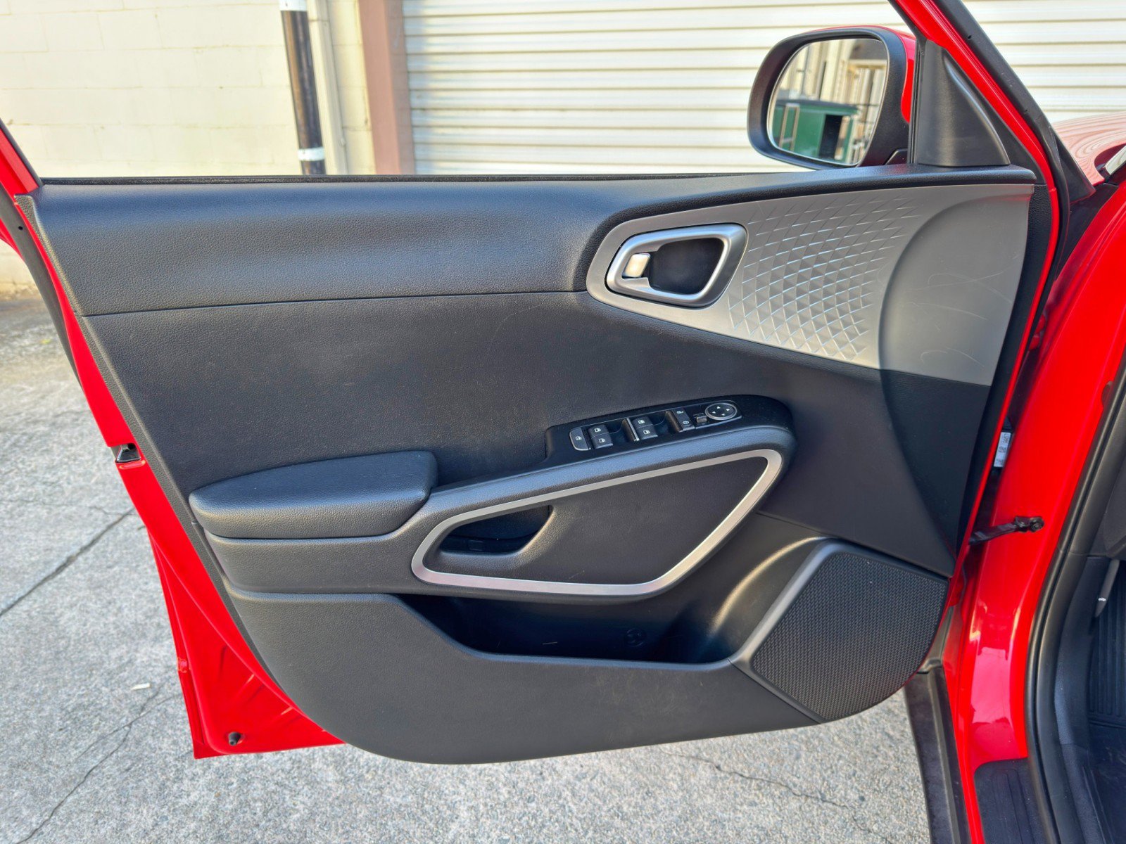 Used 2021 Kia Soul LX FWD image 33