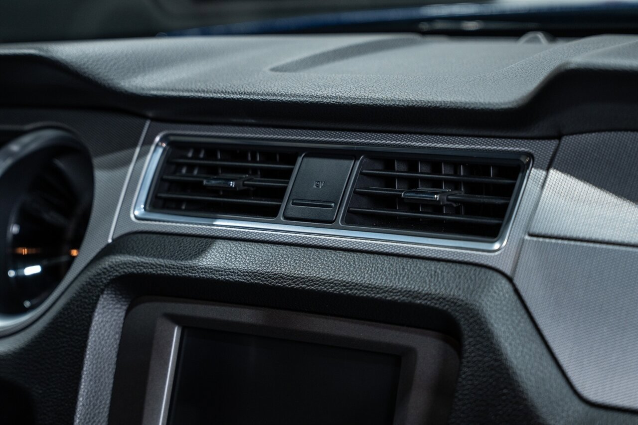 Used 2013 Ford Mustang Shelby GT500 RWD image 59