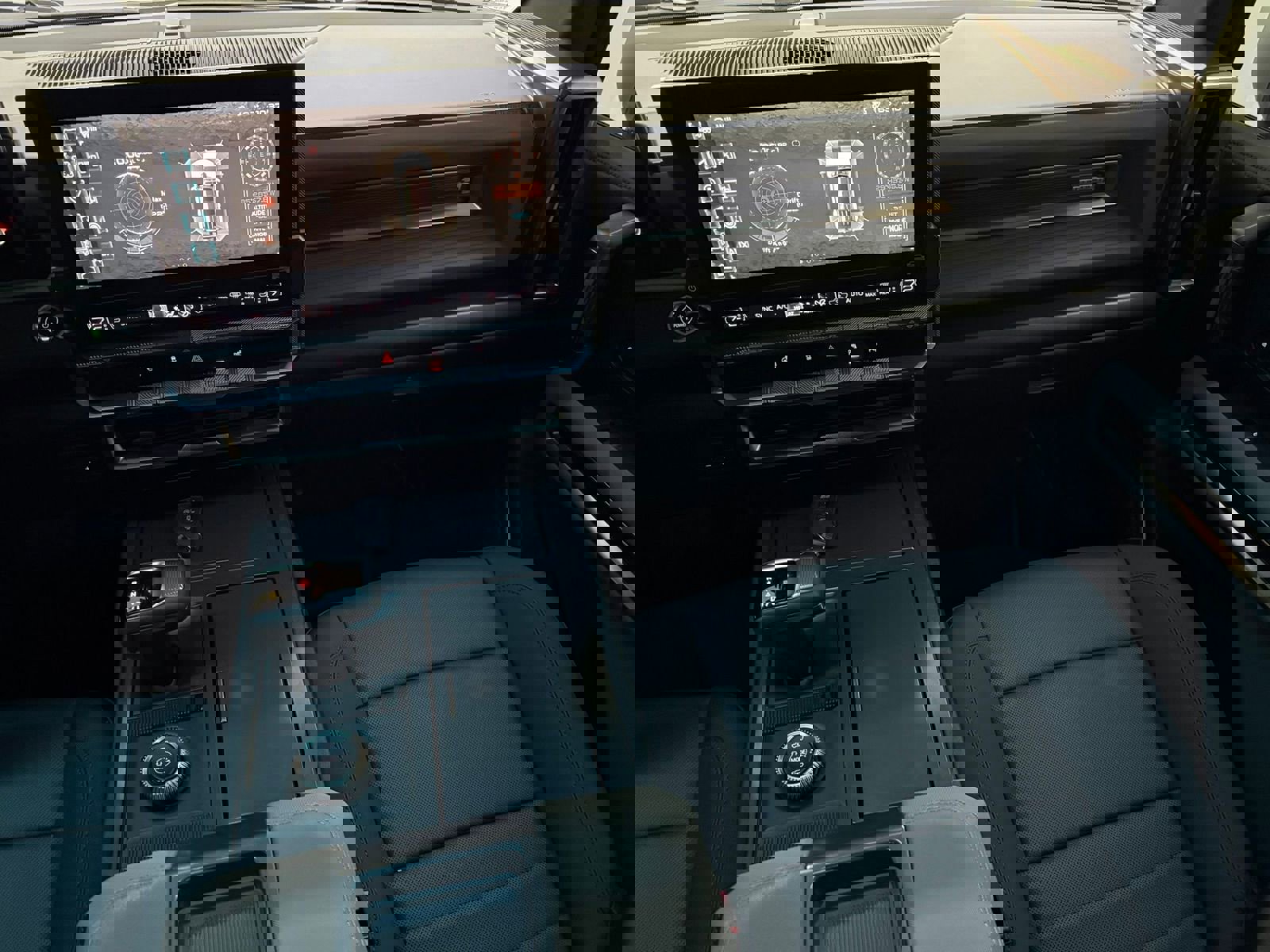 Used 2024 GMC Hummer EV 3X w/ LPO, Cargo Utility Package image 29