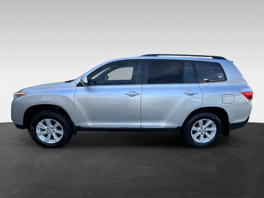 Used 2011 Toyota Highlander 2WD w/ Tech Pkg image 3