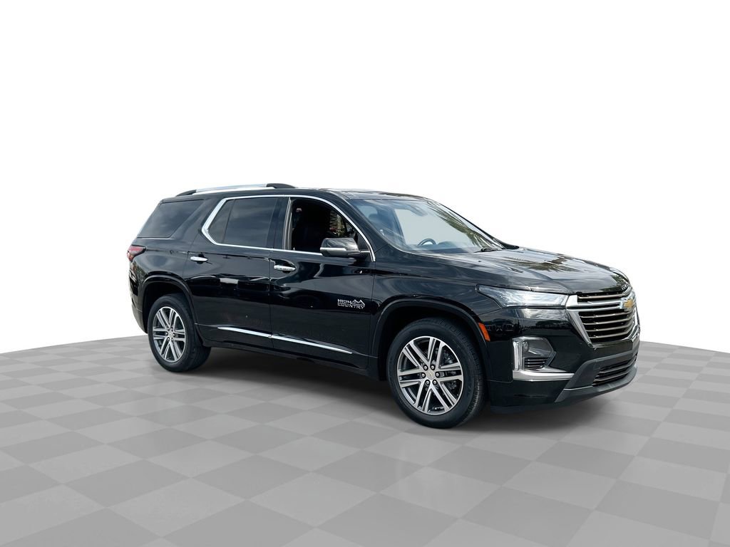 Used 2023 Chevrolet Traverse High Country w/ LPO, Cargo Package image 2