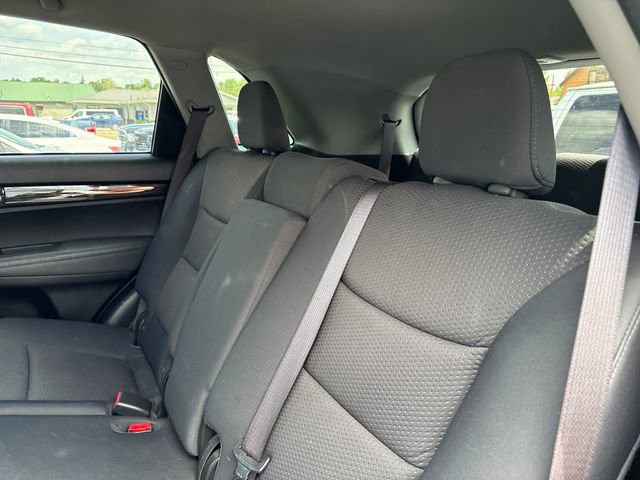 Used 2011 Kia Sorento LX AWD/4WD image 11