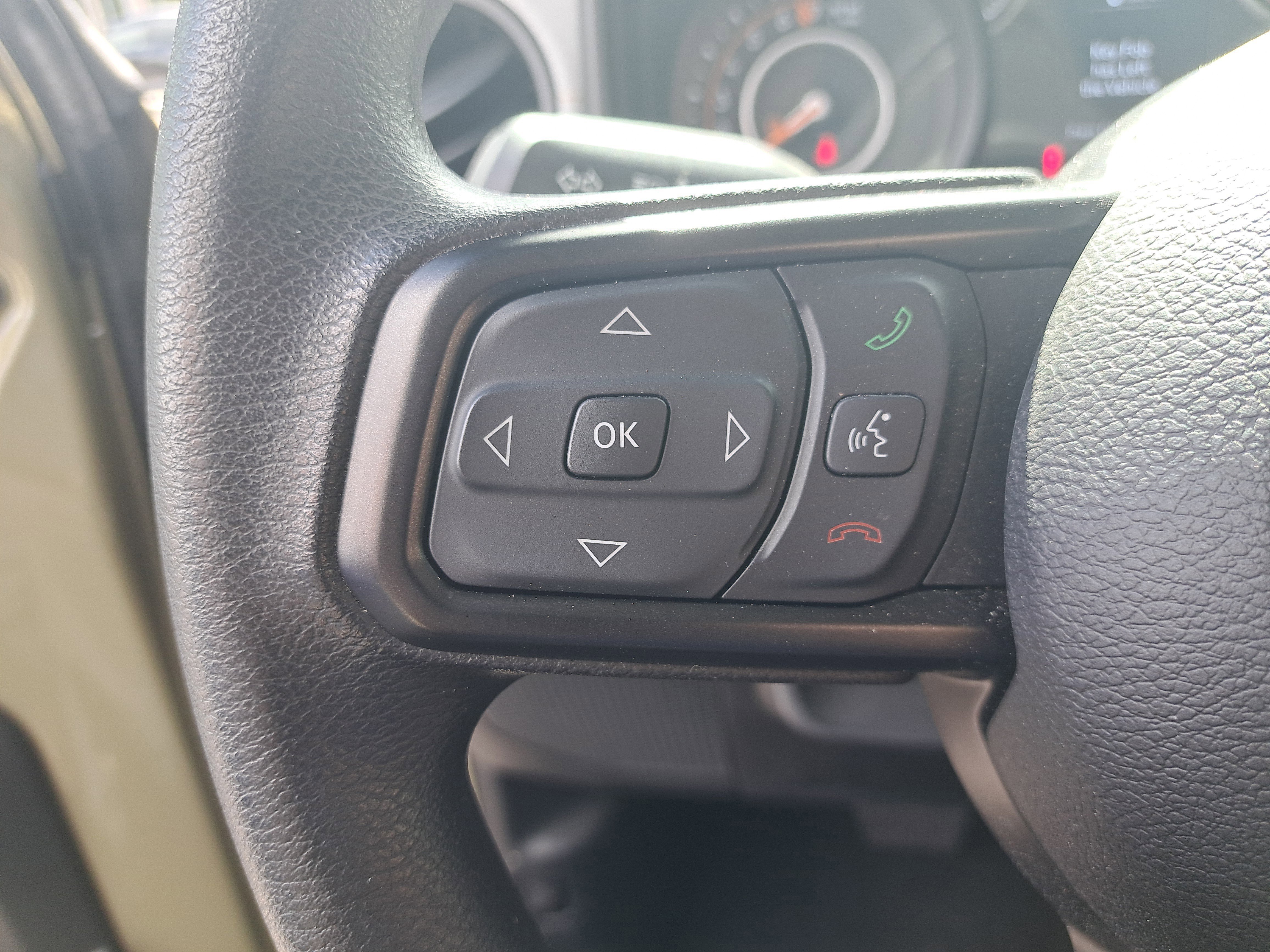 Used 2025 Jeep Gladiator Sport AWD/4WD image 35