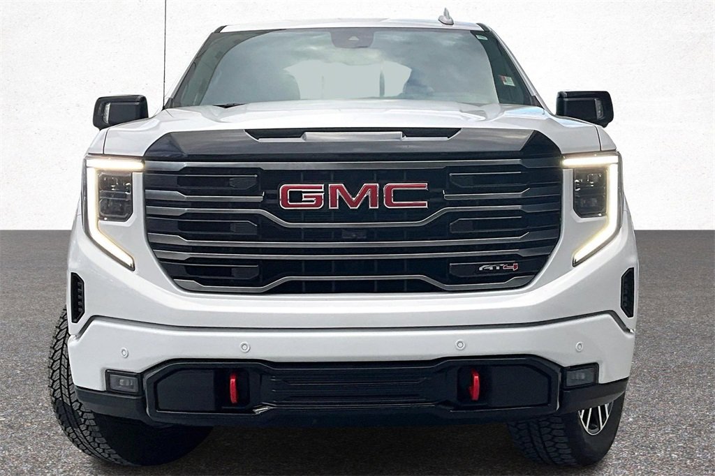 Used 2025 GMC Sierra 1500 AT4 w/ AT4 Premium Package image 3