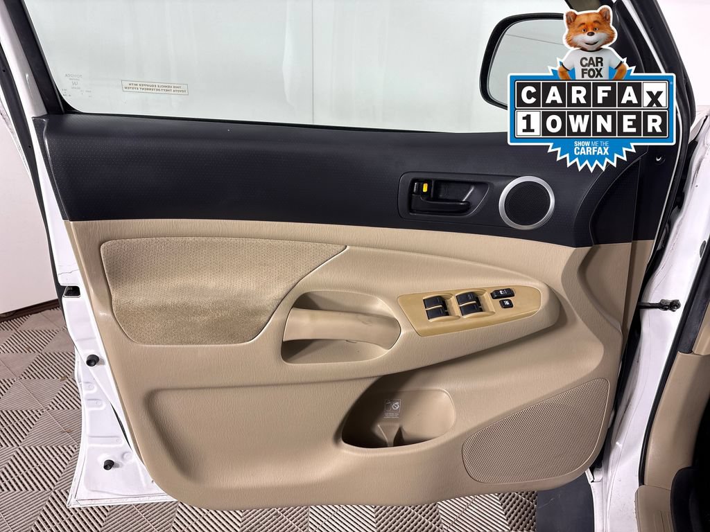 Used 2009 Toyota Tacoma PreRunner RWD image 15