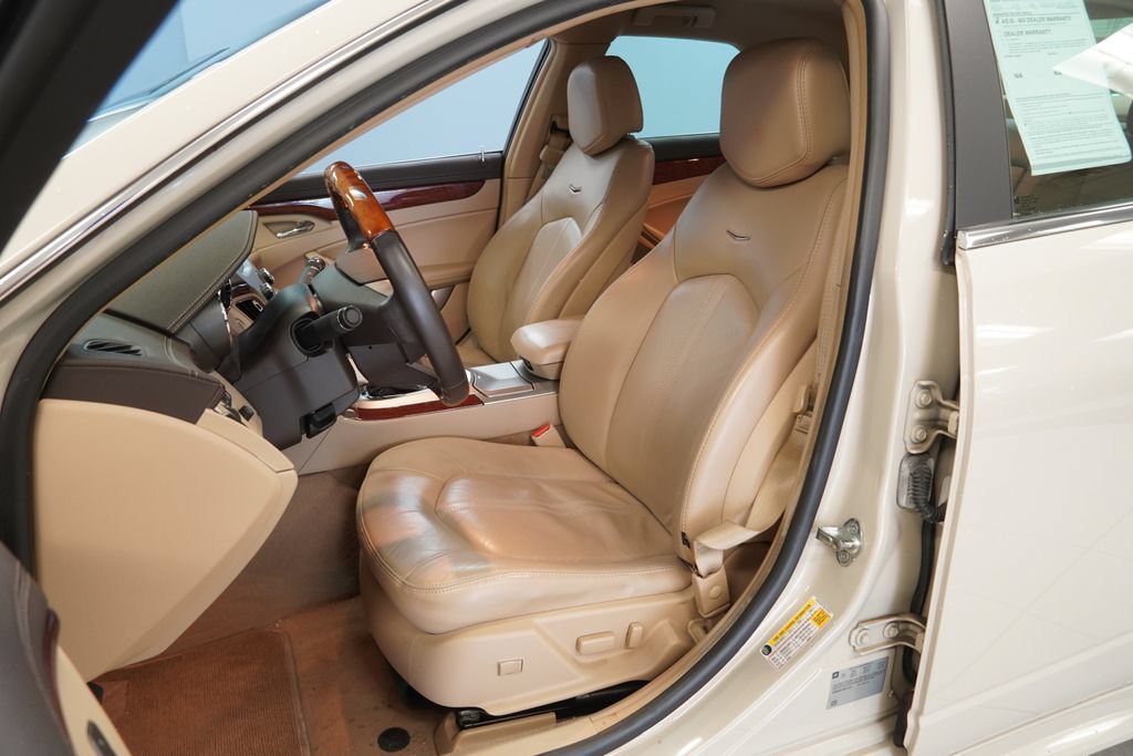 Used 2011 Cadillac CTS Luxury AWD/4WD image 3