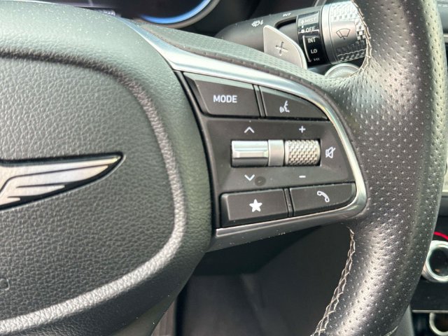 Used 2025 Genesis G70 2.5T RWD image 26