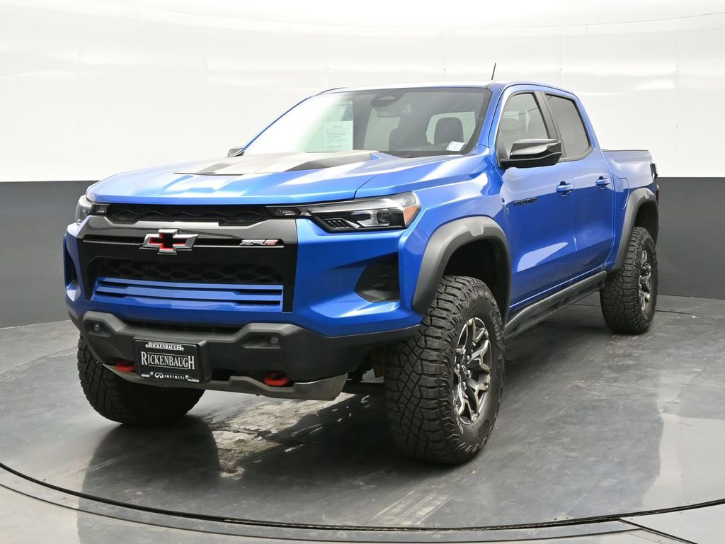 Used 2024 Chevrolet Colorado ZR2 image 2