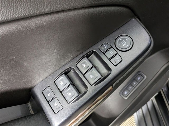 Used 2018 Chevrolet Tahoe LT image 16