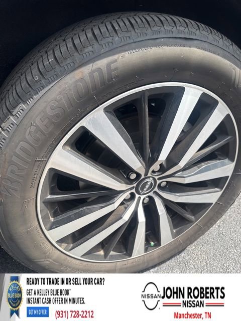 Certified 2025 Nissan Pathfinder Platinum w/ Cargo Package FWD image 10