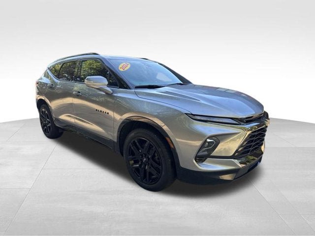 Used 2024 Chevrolet Blazer RS AWD/4WD image 3