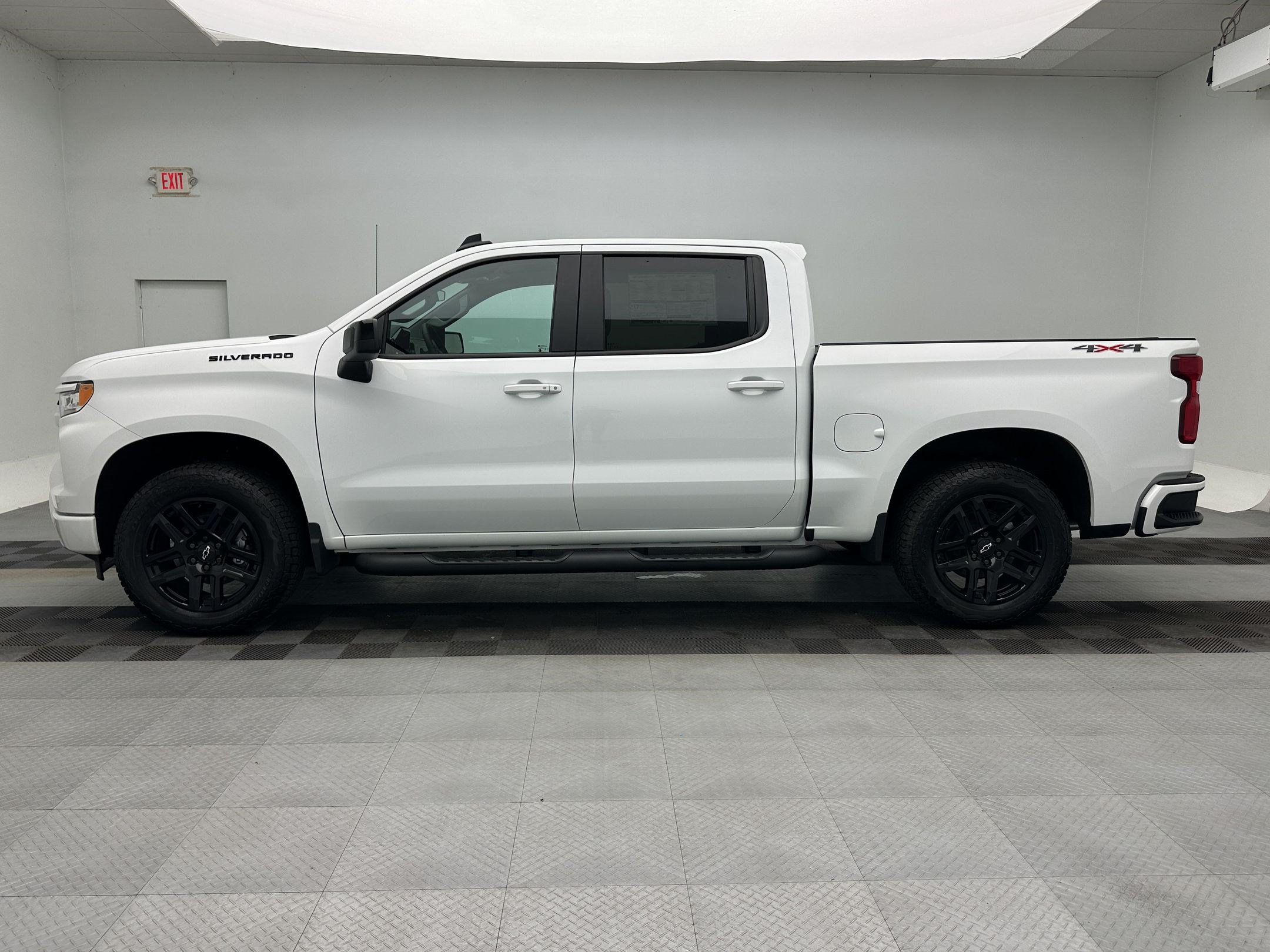 New 2026 Chevrolet Silverado 1500 RST w/ Convenience Package II AWD/4WD image 2