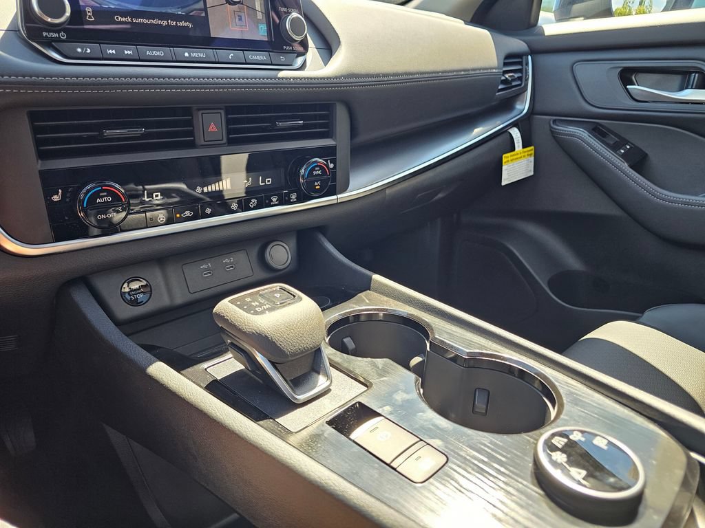 New 2026 Nissan Rogue SV AWD/4WD image 24