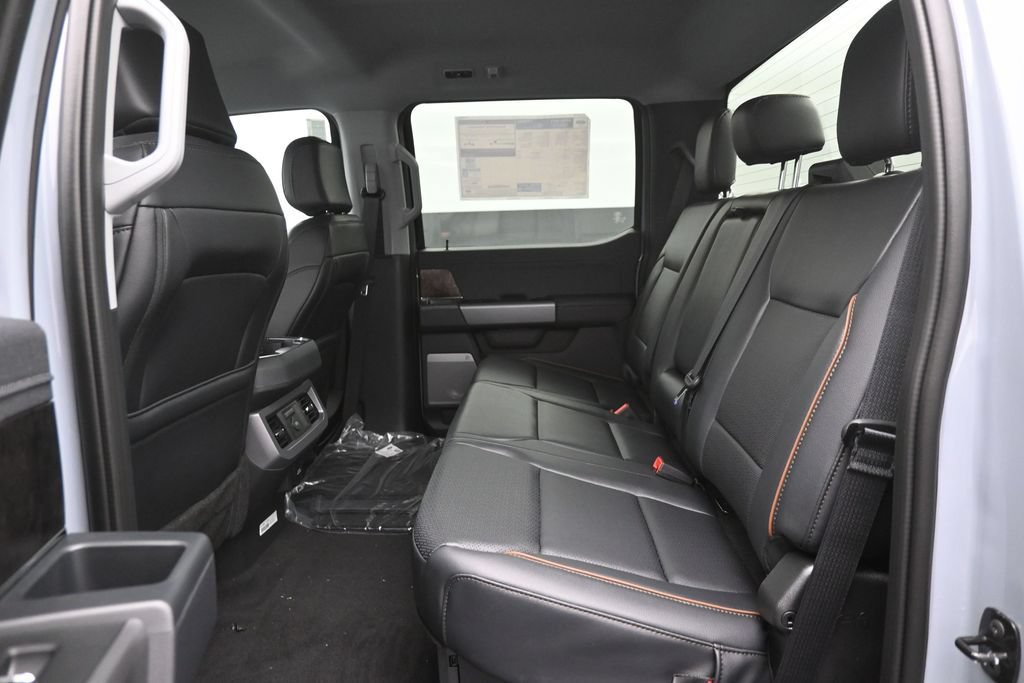 New 2026 Ford F250 Lariat w/ Black Appearance Package AWD/4WD image 27