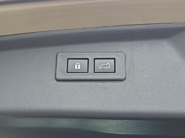 Used 2022 Subaru Outback Limited AWD/4WD image 9