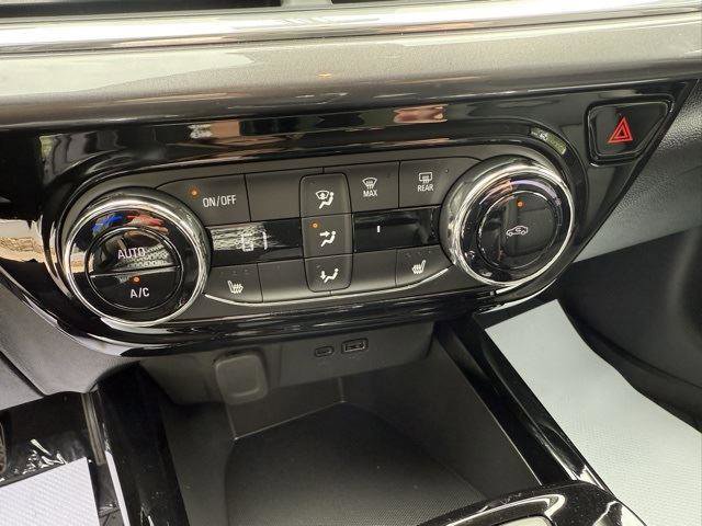 New 2025 Chevrolet Trax ACTIV w/ Driver Confidence Package image 15