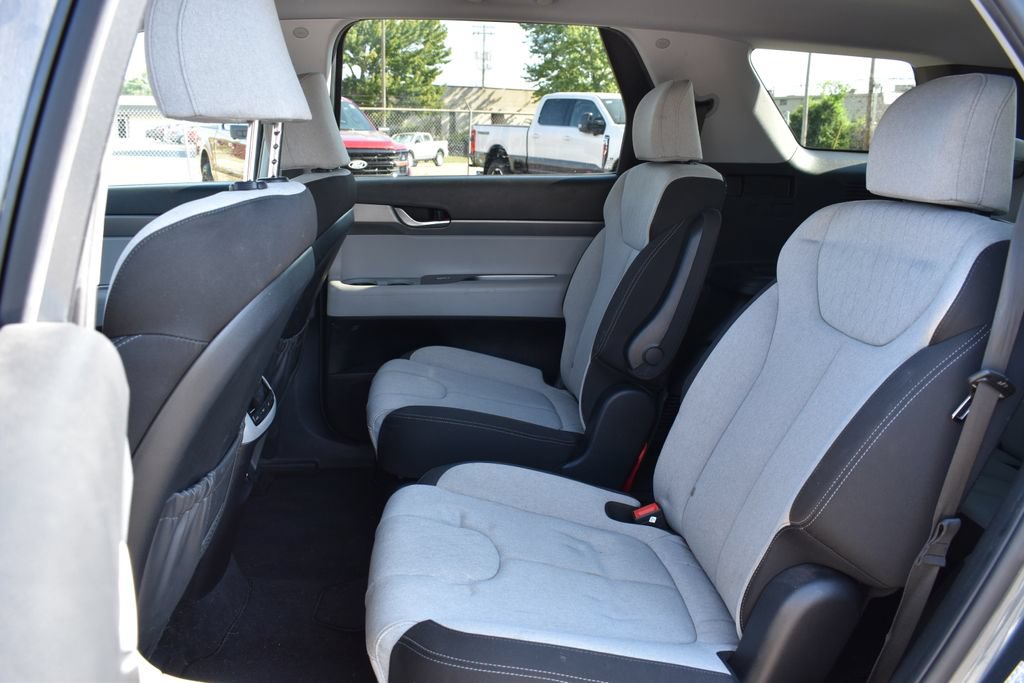 Used 2022 Hyundai Palisade SEL FWD image 7