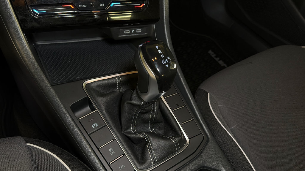 Certified 2026 Volkswagen Jetta Sport FWD image 23