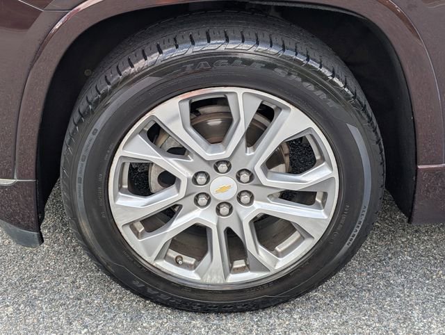 Used 2018 Chevrolet Traverse Premier w/ Driver Confidence II Package FWD image 13