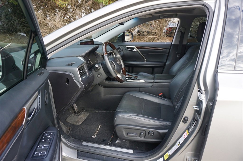 Used 2017 Lexus RX 350 AWD image 2