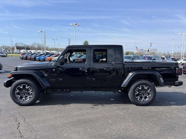 New 2026 Jeep Gladiator Sport AWD/4WD image 4