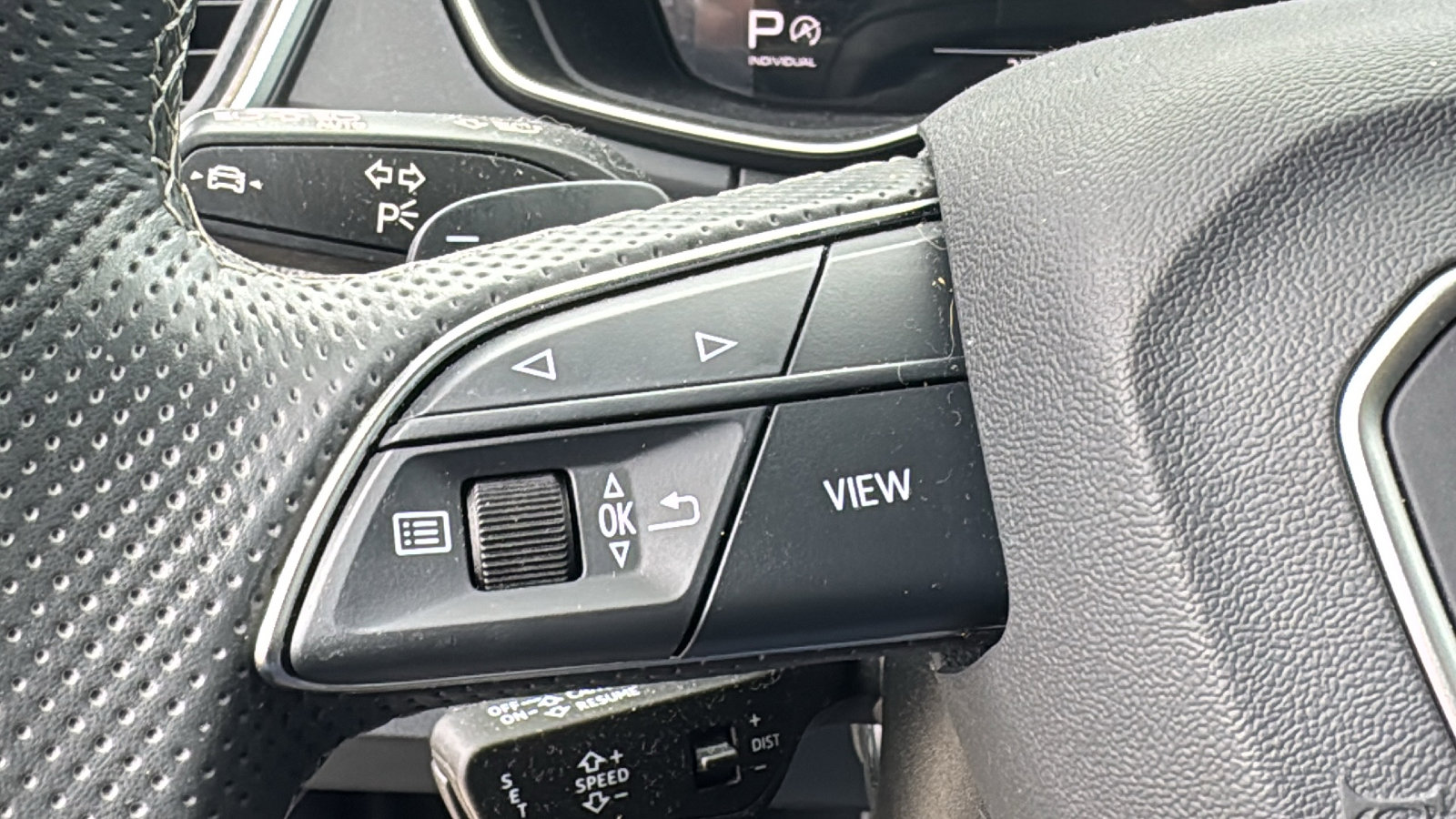 Used 2024 Audi SQ5 Prestige image 23