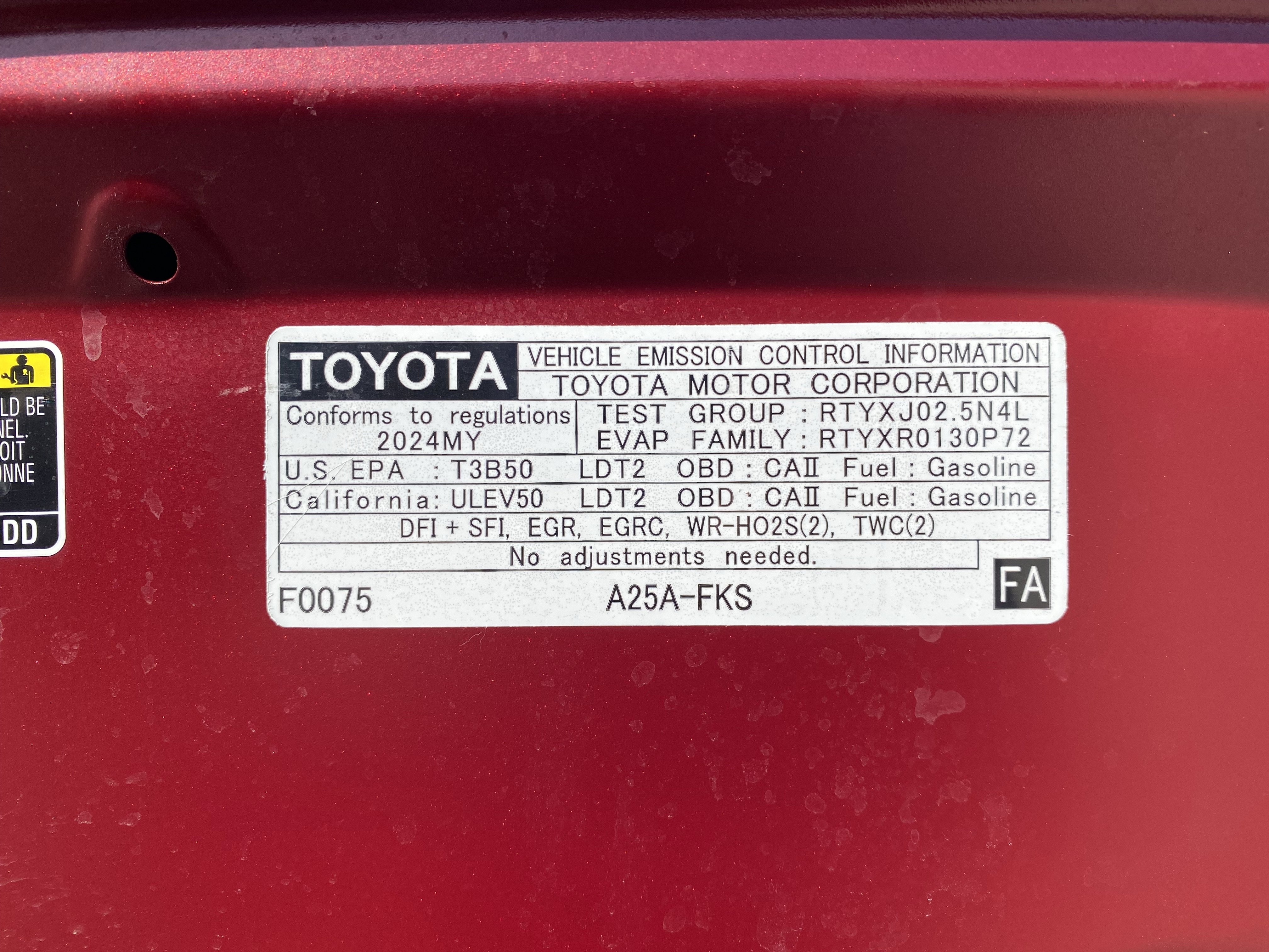 Used 2024 Toyota RAV4 LE image 27