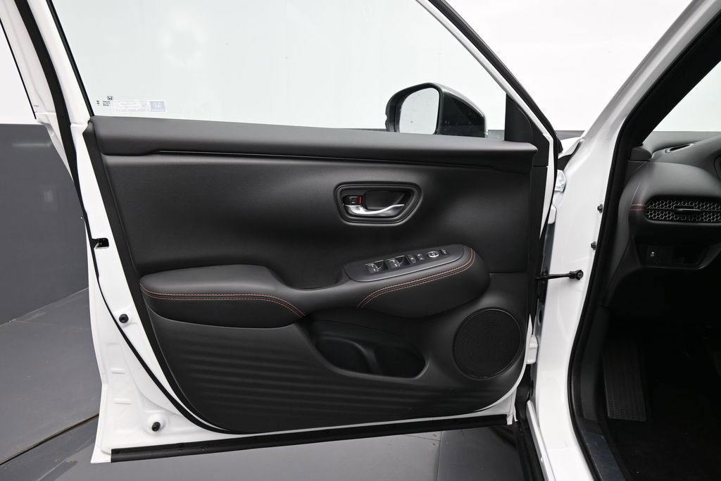 New 2026 Honda HR-V Sport image 30