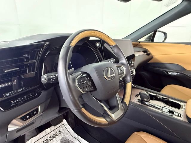 Used 2025 Lexus RX 350 Premium w/ Accessory Package (Z1) image 13