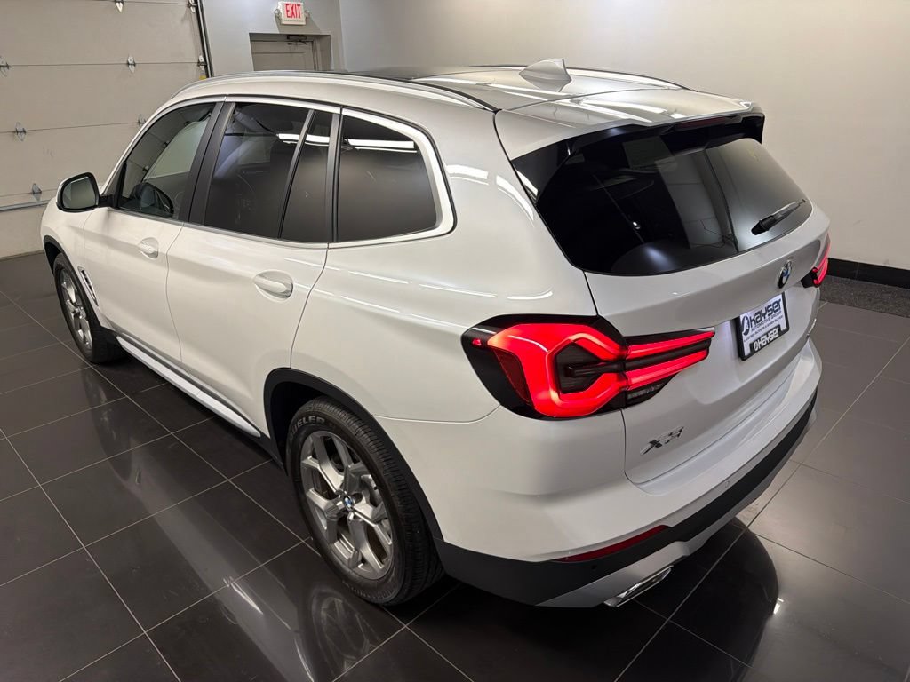 Used 2023 BMW X3 xDrive30i w/ Premium Package AWD/4WD image 4
