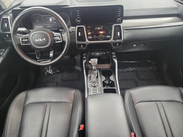 Certified 2023 Kia Sorento S FWD image 15