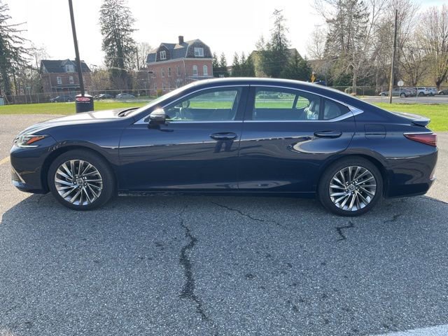 Used 2024 Lexus ES 350 Ultra Luxury image 5