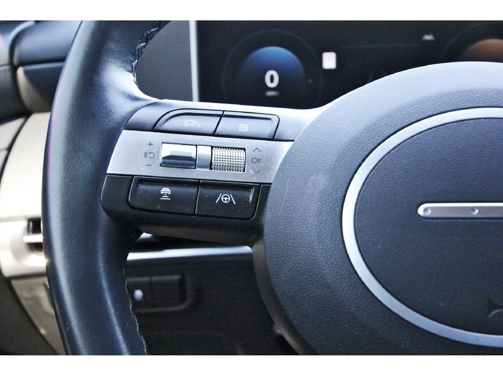Used 2025 Hyundai Tucson SEL FWD image 19