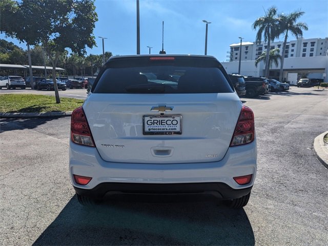 Used 2022 Chevrolet Trax LS w/ Tint and Cruise Package image 12